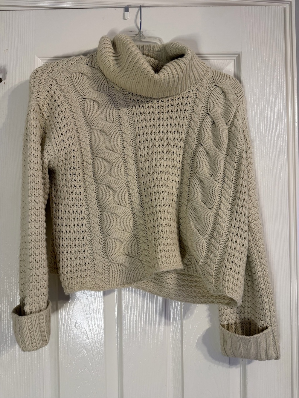 Cream Cable-Knit Cropped Turtleneck Sweater - Retrod